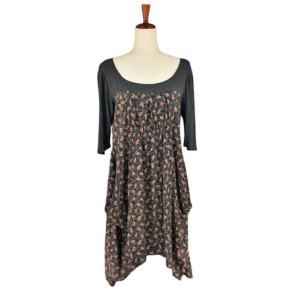 ANTHROPOLOGIE UNCLE FRANK Boho Ditsy Floral Babydoll Swing Dress Gray/Red Size M